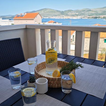 Villa Tončica Traù Esterno foto