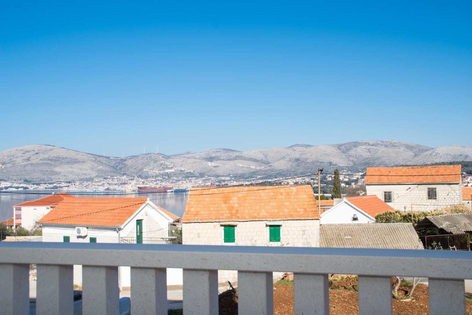 Villa Tončica Traù Esterno foto